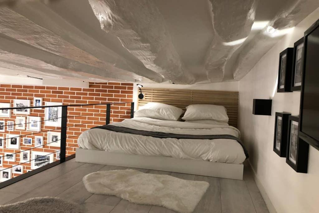 Loft Nazareth Quartier Du Marais Apartment Paris Luaran gambar